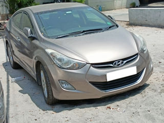 Hyundai Elantra SX AT