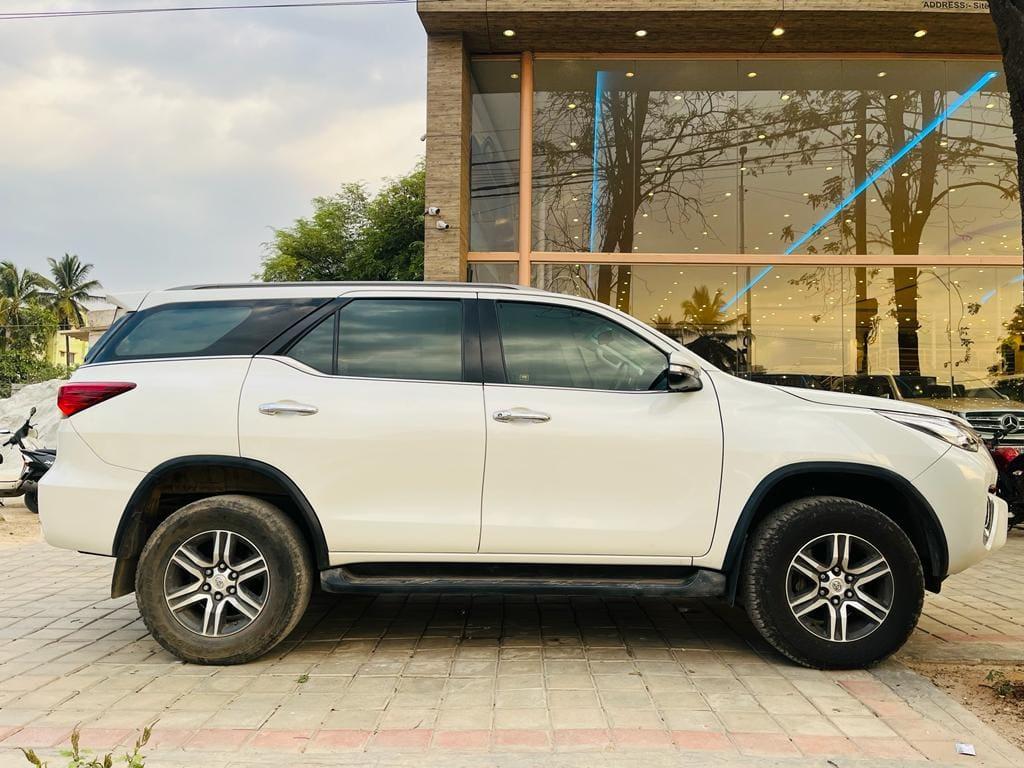 Toyota Fortuner 2016-2021 2.7 2WD AT