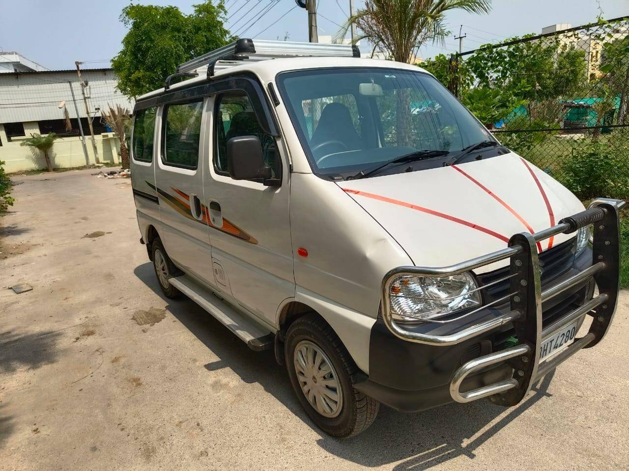 Maruti Eeco 7 Seater STD