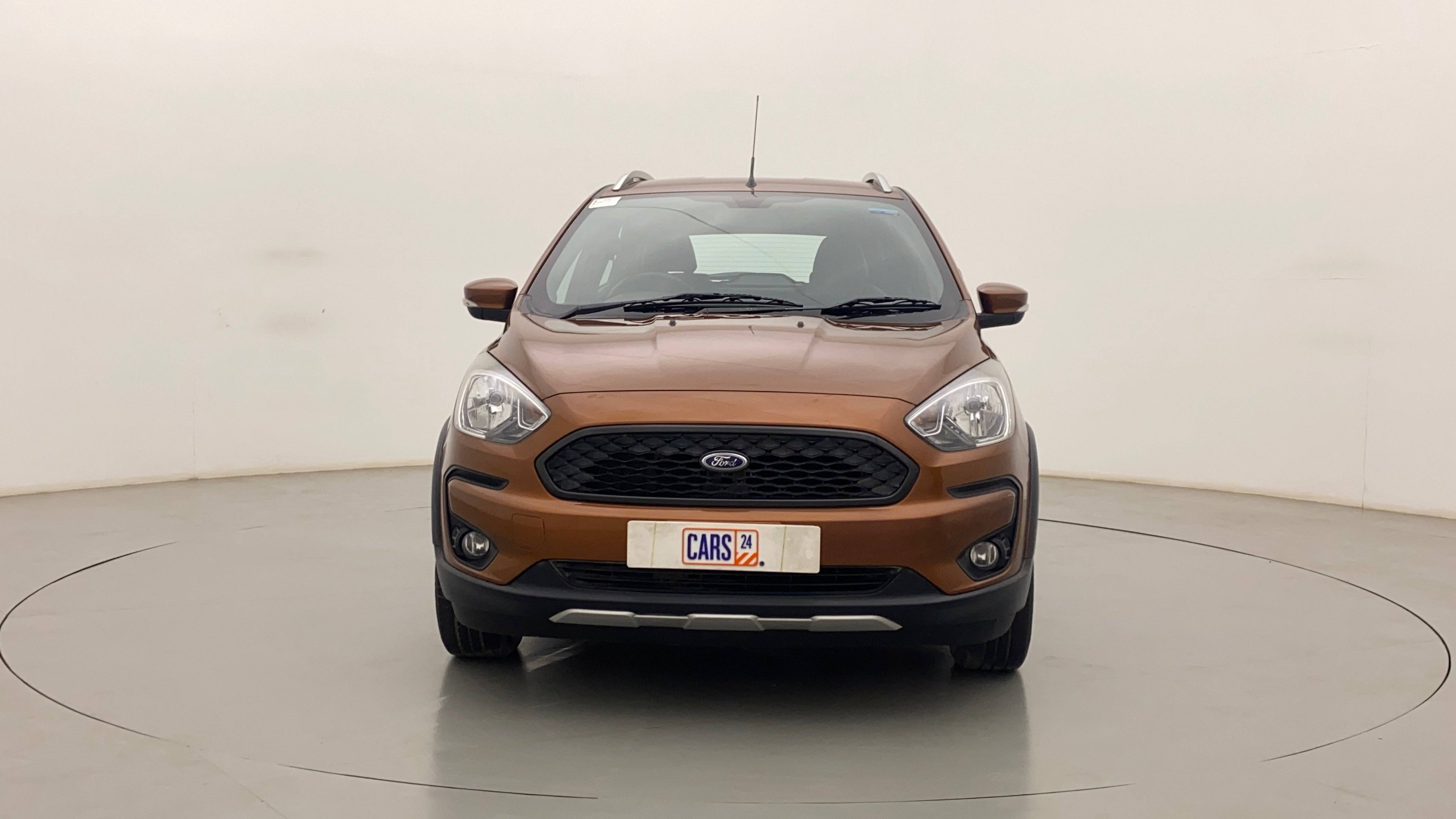 Ford Freestyle Titanium Petrol BSIV