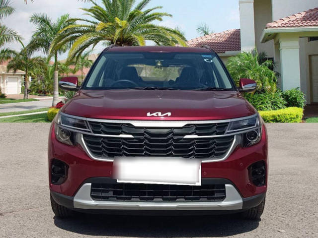 https://images10.gaadicdn.com/usedcar_image/4089056/original/processed_b624b301307bfbd52f922aed3e750e28.png?imwidth=6401