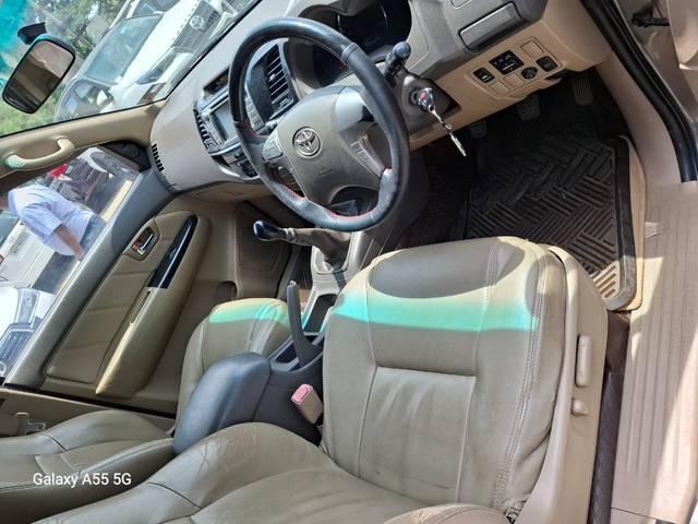 https://images10.gaadicdn.com/usedcar_image/4128916/original/0dfadb44dadf38cad96ca85f18f77773.jpeg?imwidth=6402