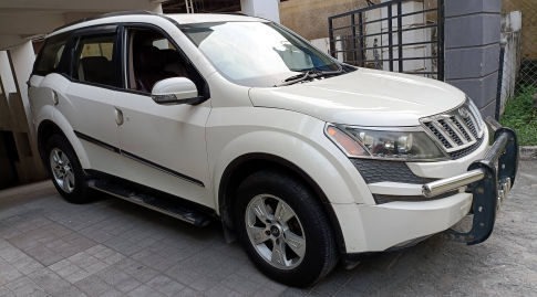 Mahindra XUV500 2011-2015 W6 2WD