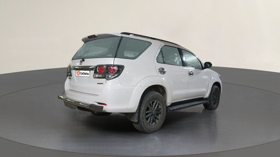 Toyota Fortuner 4x2 At