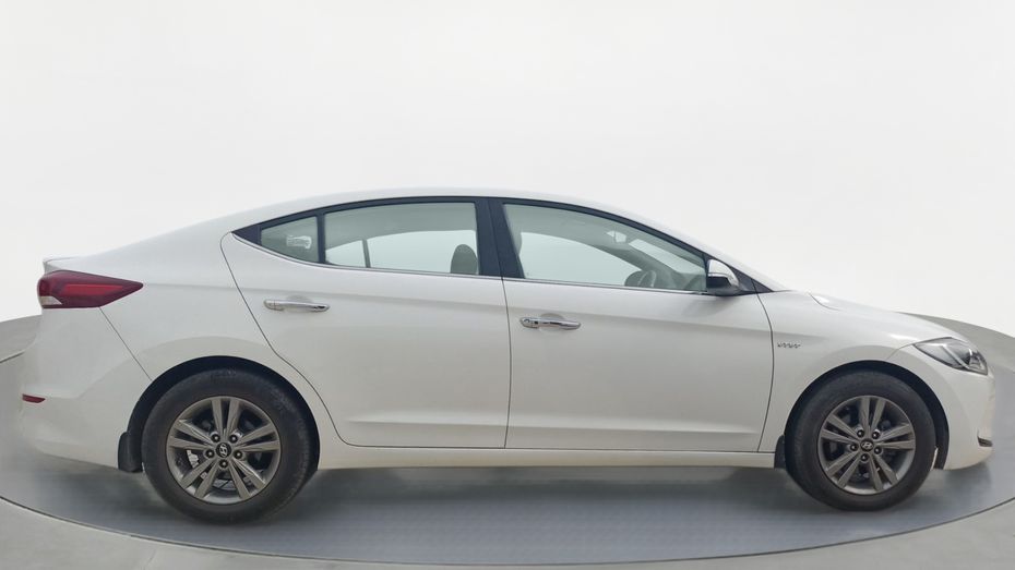 Hyundai Elantra 2.0 Sx Option At