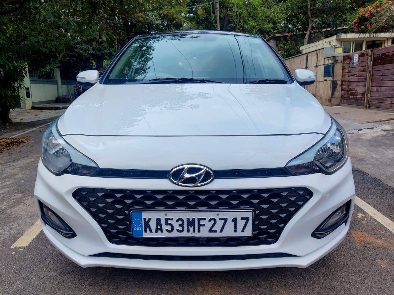 Used Hyundai i20 in Bangalore - 123 Second Hand Hyundai i20 for Sale