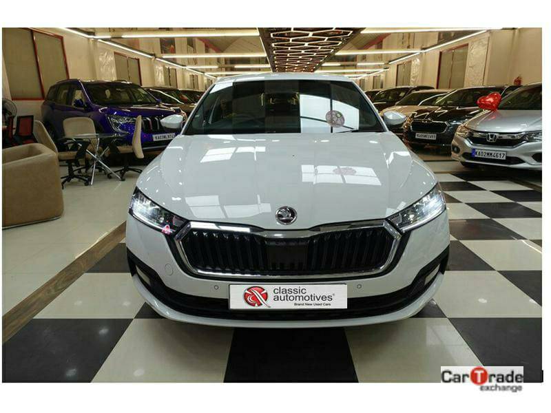 Used Skoda Octavia in Bangalore - 10 Second Hand Skoda Octavia for Sale