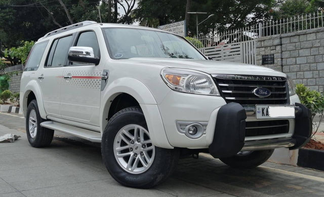 Ford Endeavour 3.0L AT 4x2