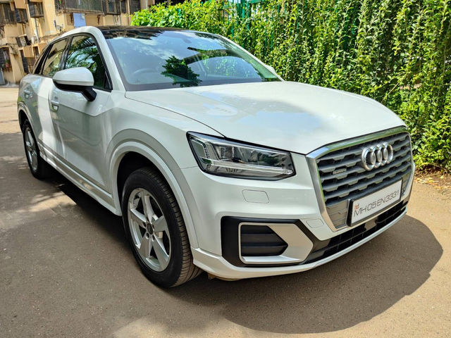 Audi Q2 Standard With Sunroof